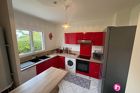 Location de meublé : DAMPIERRE, Grand T3 avec terrasse et jardin entièrement rénové, NEVOY