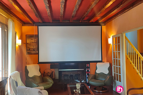 Location de meublé : Ste Julie : Villa entière Gîte"au vieux chêne"