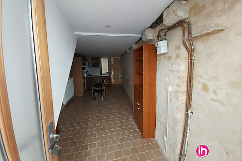 Location de meublé : LA CHARITE SUR LOIRE / Maison 1 chambre.