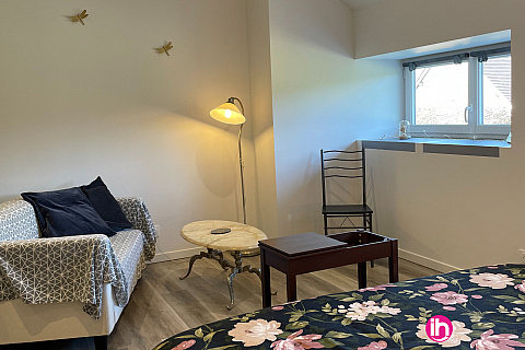 Location de meublé : STUDIO N°2 tout équipé avec clim, SPA et salle de muscu