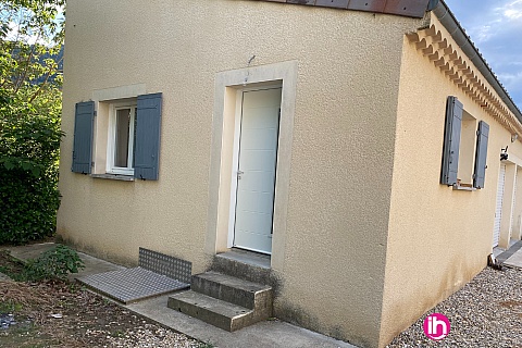 Location de meublé : CRUAS -TRICASTIN: appartement 2 pers,jardin et parking-Viviers