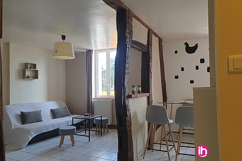 Location de meublé : Duplex 2 Chambres + Bureau – Vue Loire & Proche Château de Gien