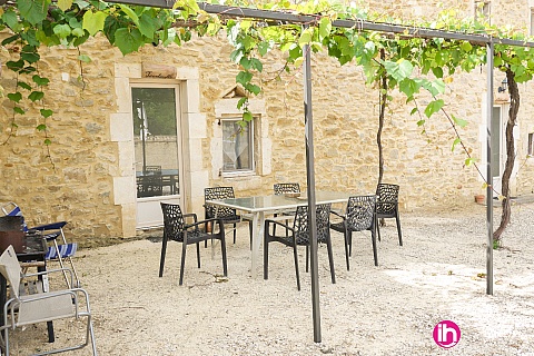 Location de meublé : PONT-SAINT-ESPRIT : appartement 4 personnes - 1 chambre, Saint-Paulet-de-Caisson